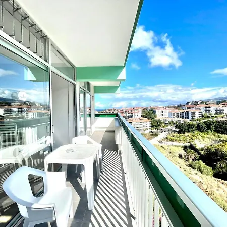 Communicated Apartment, Wifi, Pool, Nice Garden In Puerto De La Cruz Apartament