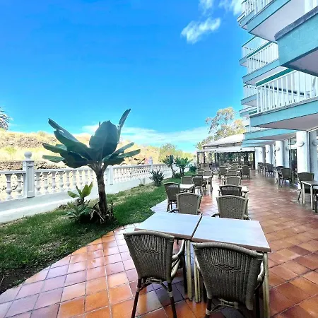 Communicated Apartment, Wifi, Pool, Nice Garden In Puerto De La Cruz